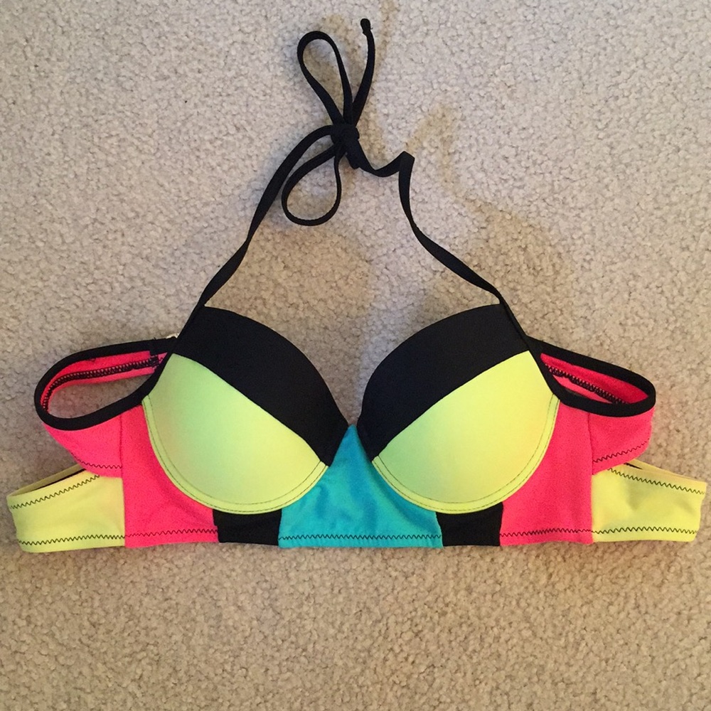 Xhilaration bikini top
